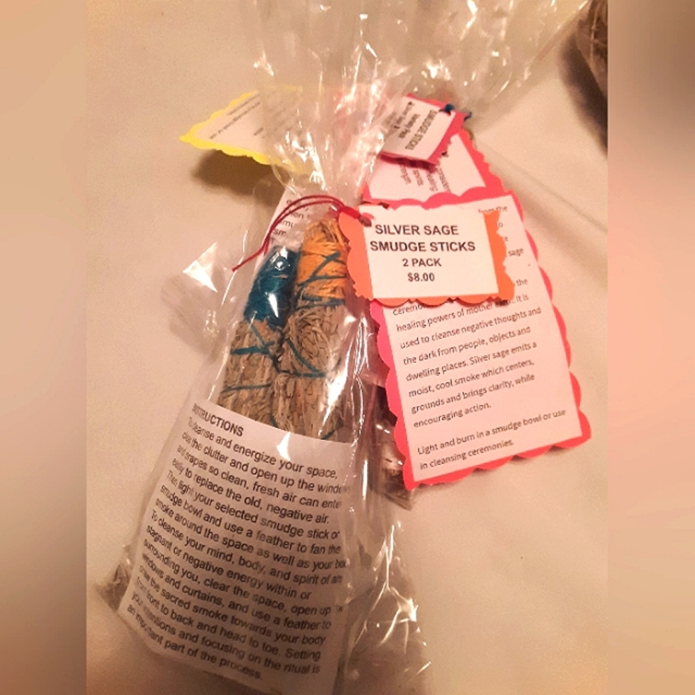 Sage Smudge Sticks (2pack), Sage Smudge Bags, Curry Leaves for Hair Mask.